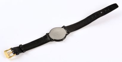 MOVADO "Muséum Watch" ref.87.40.822 N vers 1985. Élégante montre bracelet acier et...