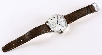 MOVADO "Avion Biplan" hommage à Louis Breguet. Large montre bracelet en acier, boitier...