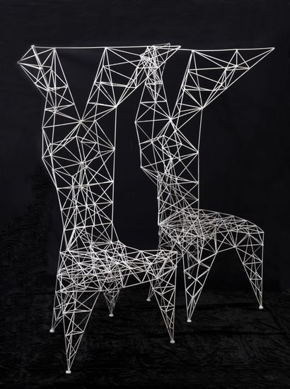 TOM DIXON (1959) Pair of chairs "Pylon Chair 

Structure in white lacquered wire.

Circa...