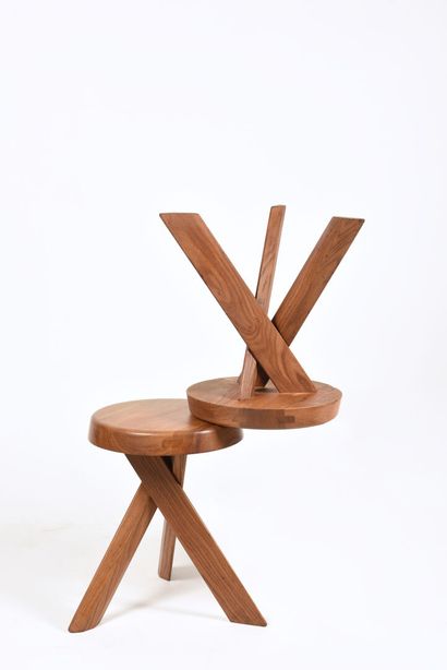 Pierre CHAPO (1927-1986) S31.

Pair of round stools.

Model created in 1974.

In...