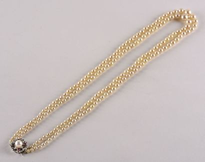 null A necklace double row of white cultured pearls in fall. 

Clasp ratchet with...