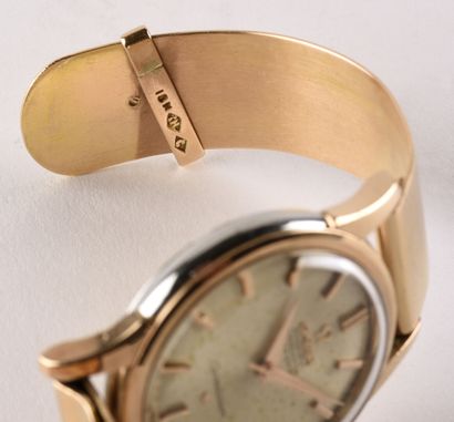 OMEGA "Constellation" vers 1960. Steel and rose gold bracelet watch on 18K rose gold...