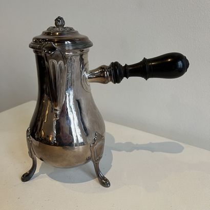 Antoine BOULLIER (reçu Maître à Paris en 1775) Coffee pot in silver of form pansue...