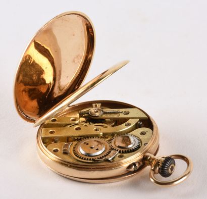 Montre de poche en or rose Round 18K rose gold case with three hinges, white enamel...