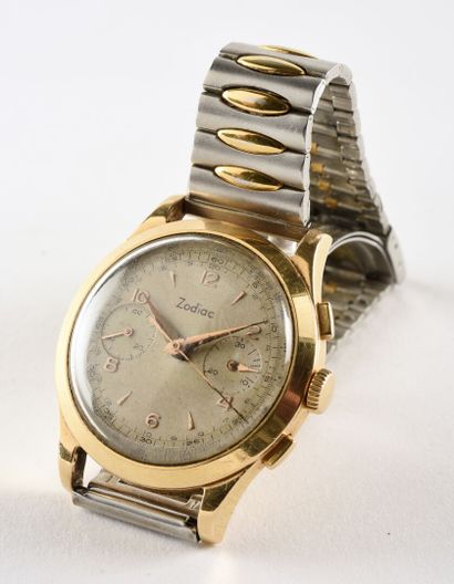 ZODIAC "Chronographe" vers 1955 Elegant 18K yellow gold chronograph, yellow gold...