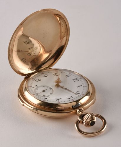 LeCoultre et Cie vers 1900 14k rose gold quarter-repeating pocket soap with pendant...