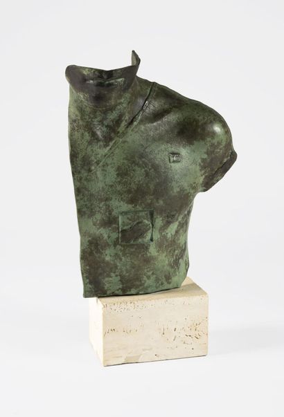 Igor MITORAJ (1944-2014) Aesclepios. 

Bust of man in bronze with green shaded patina...