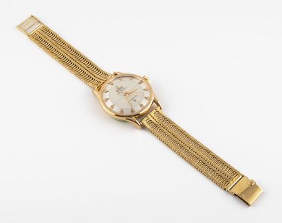 OMEGA "Constellation" vers 1955. Superbe montre bracelet en or rose (750), boitier...