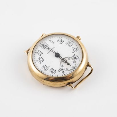 WALTHAM / A.W.W & Co vers 1920 Montre bracelet d'officier en or jaune (585), boitier...