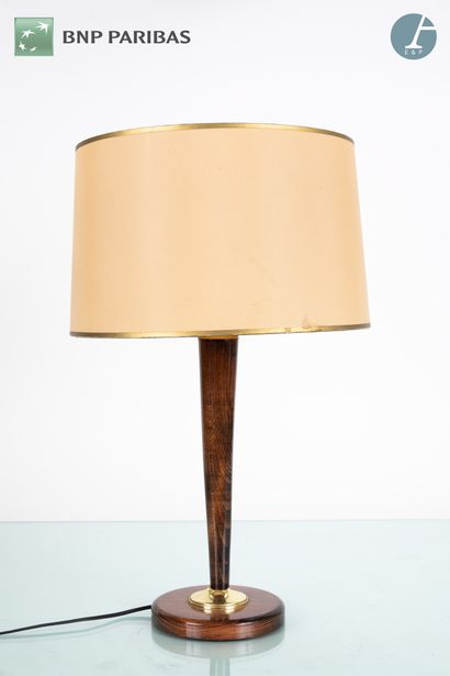 null Lamp,
the shaft of tapered form out of stained wood way mahogany, gilded metal...