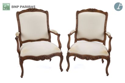 null Pair of armchairs in natural wood, molded and carved, whiplash armrests, curved...