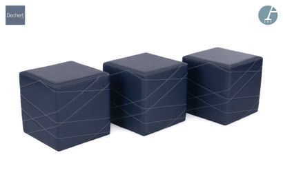 null WIESNER HAGER Publisher

Set of three navy blue leatherette poufs 

Condition...