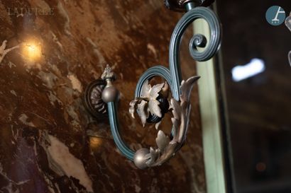 null From the Maison Ladurée - Entrance hall. 

Lot of ten sconces in chased bronze...