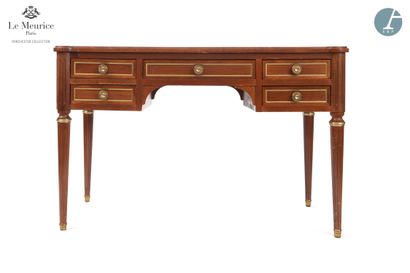 null From the Hotel Le Meurice - Room 422

Desk in molded and carved beech, stained...