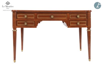 null From the Hotel Le Meurice - Room 417

Desk in molded and carved beech, stained...