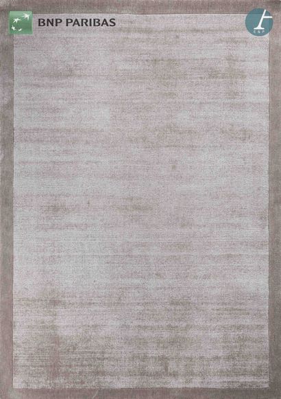 null SAMPLE House, AKS Rugs Co.
Polymeric mechanical rug in plain taupe color.
Condition...