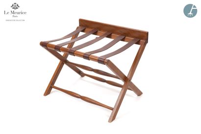 null From the Hotel Le Meurice - Room 428

Folding luggage rack in natural wood and...
