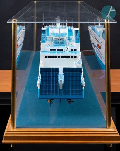 Maquette d’un ferry Model of the Piana, ferry of the Méridionale. Ship RO-RO Passenger...