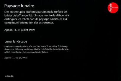 En provenance du Palais de la Découverte NASA Apollo 11, July 21, 1969. Lunar landscape....