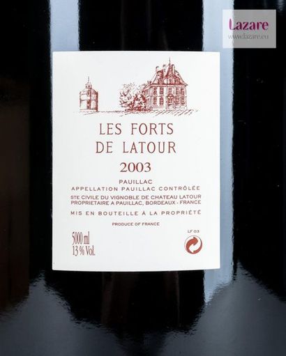 null LES FORTS DE LATOUR, Pauillac.
2ème Vin du Château Latour.
Caisse en bois d'origine...