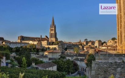 Coffret Logis de la Cadène Stay for two people for one night at the Logis de la Cadène...