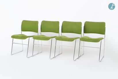 En provenance du siège d'un groupe industriel international HOWE, Set of 4 chairs...