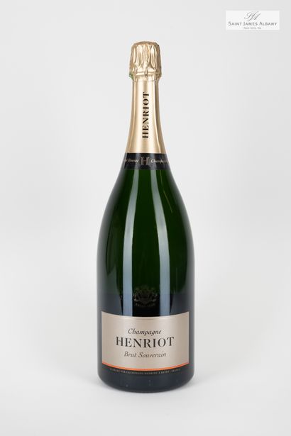 En provenance de l'Hôtel Saint James Albany Champagne Henriot, Brut Souverain, 7...