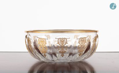 null 
From a prestigious Parisian Palace 


Crystal fruit bowl with gold decoration....