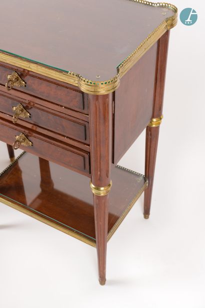 null 
From a prestigious Parisian Palace 
﻿﻿﻿
Pair of mahogany and mahogany veneered...