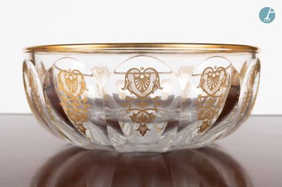 null 
From a prestigious Parisian Palace 


Crystal fruit bowl with gold decoration....