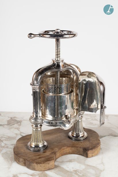  From a prestigious Parisian Palace A silver plated metal duck press, encrypted,...