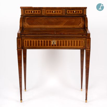 null 
From a prestigious Parisian Palace 
﻿﻿
Cylinder desk with a natural wood and...