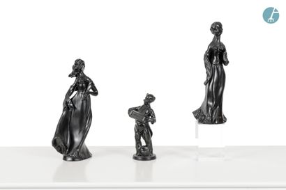 En provenance de l'ancien Hôtel W Paris-Opéra Lot of 25 black ceramic subjects: a...