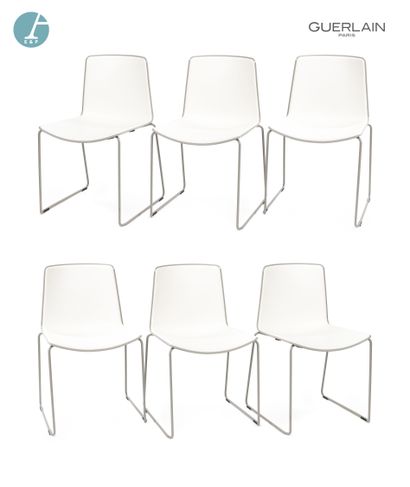 null PEDRALI, modèle tweet, 6 chaises en plastique blanc, liseré gris perle, piètement...