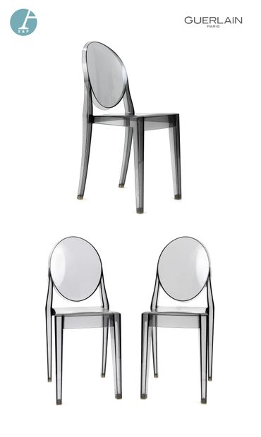 null KARTELL, Design Philippe STARCK (né en 1949), trois chaises en plexiglas fumé...