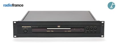 null MARANTZ, lecteur DVD player DV 4001. 

H : 9cm - L : 48cm - P : 31,5cm

Matériel...