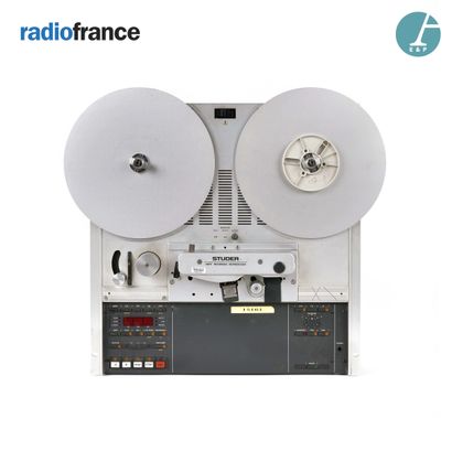 null STUDER analog recorder, model A807 recorder reproducer. 

H: 52cm - W: 57cm...