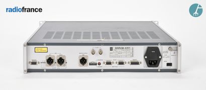 null EMT 981, CD player. 

H: 9cm - W: 48cm - D: 38cm

Reformed material, state of...