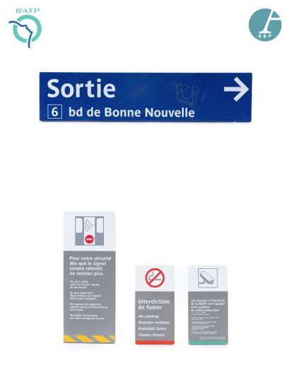 null Set of 4 nameplates, enamelled iron, indicating :

1) Exit Bd de Bonne Nouvelle

2)...