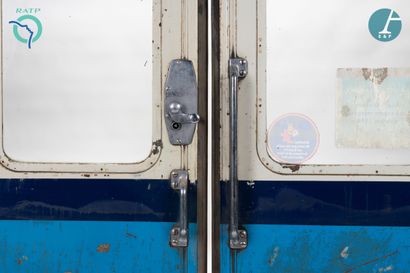 null 
Pair of 1952 MA subway car doors, probably repainted in royal blue in 1974.




In...