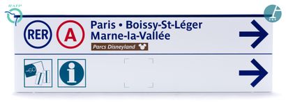 null Lot de 4 plaques signalétiques, fer émaillé, indiquant :

1) RER A Paris Boissy...
