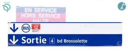 null 
Set of 4 nameplates, enamelled iron, indicating : 




1) Bus 12 - exit bd...