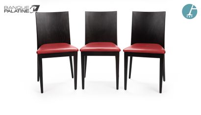  BILLIANI Made in Italy, lot de 10 chaises, piètement en bois noirci, assise en simili-cuir...