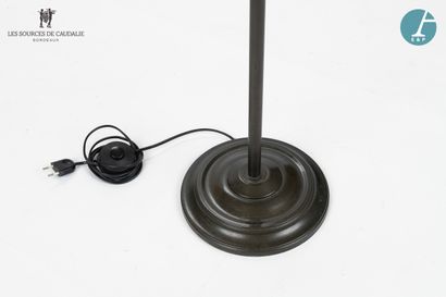 null From the room n°11 "Les Vendanges".

Articulated reading lamp in brown lacquered...
