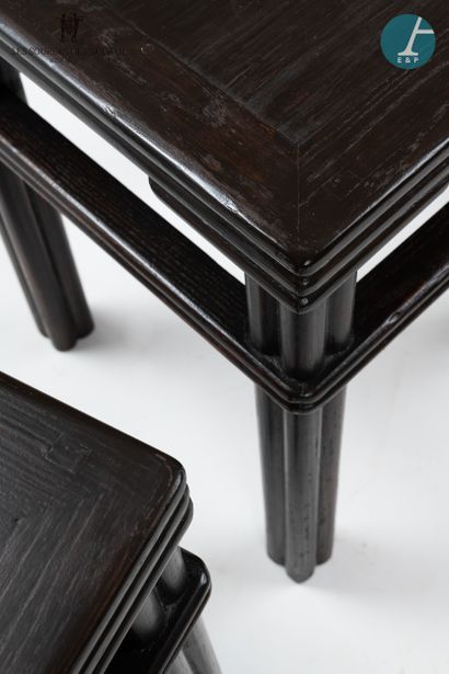 null From the room n°17 "Les Epices

Pair of stools in stained wood, in the Chinese...