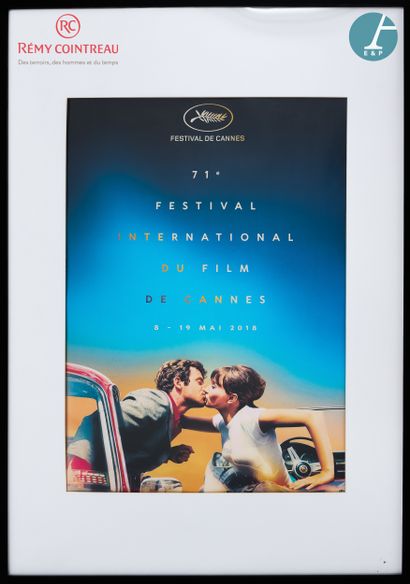 null Affiche du Festival de Cannes 2018, encadrée avec passe partout.

103x72cm