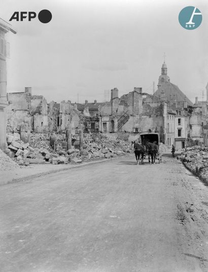 AFP 
The city of Verdun in ruins, photographed...