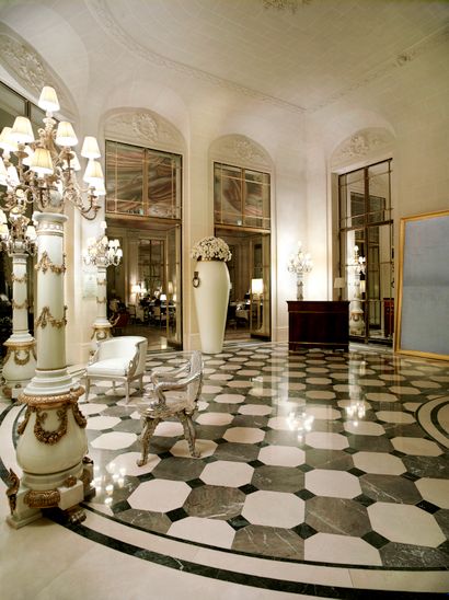 null 
From the Hotel Le Meurice - Staircase Castiglione
Philippe STARCK (born in...