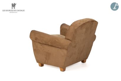 null From Sources de Caudalie (Grange à Bateaux)
Club armchair in Camel suede fabric
Condition...