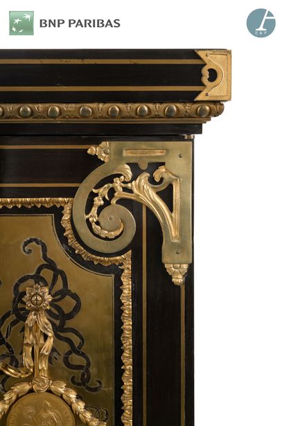 null Bottom of a cupboard after André-Charles Boulle's medals cupboards, in marquetry...